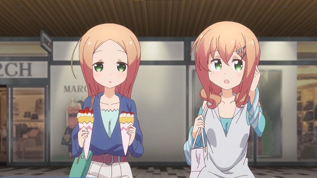 ツリーモール COACH前
